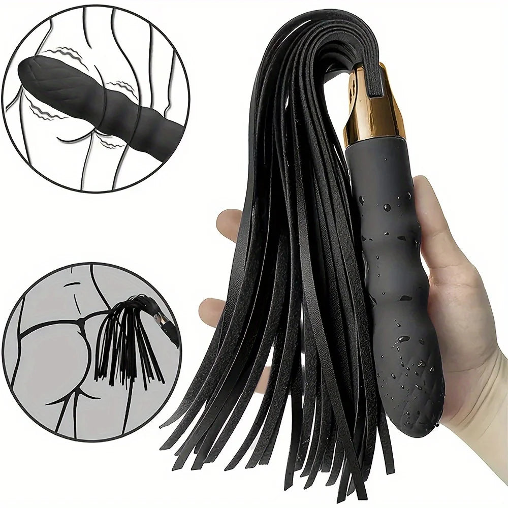 Fouet BDSM noir avec manche texturé et lanières souples – accessoire érotique pour jeux de domination
